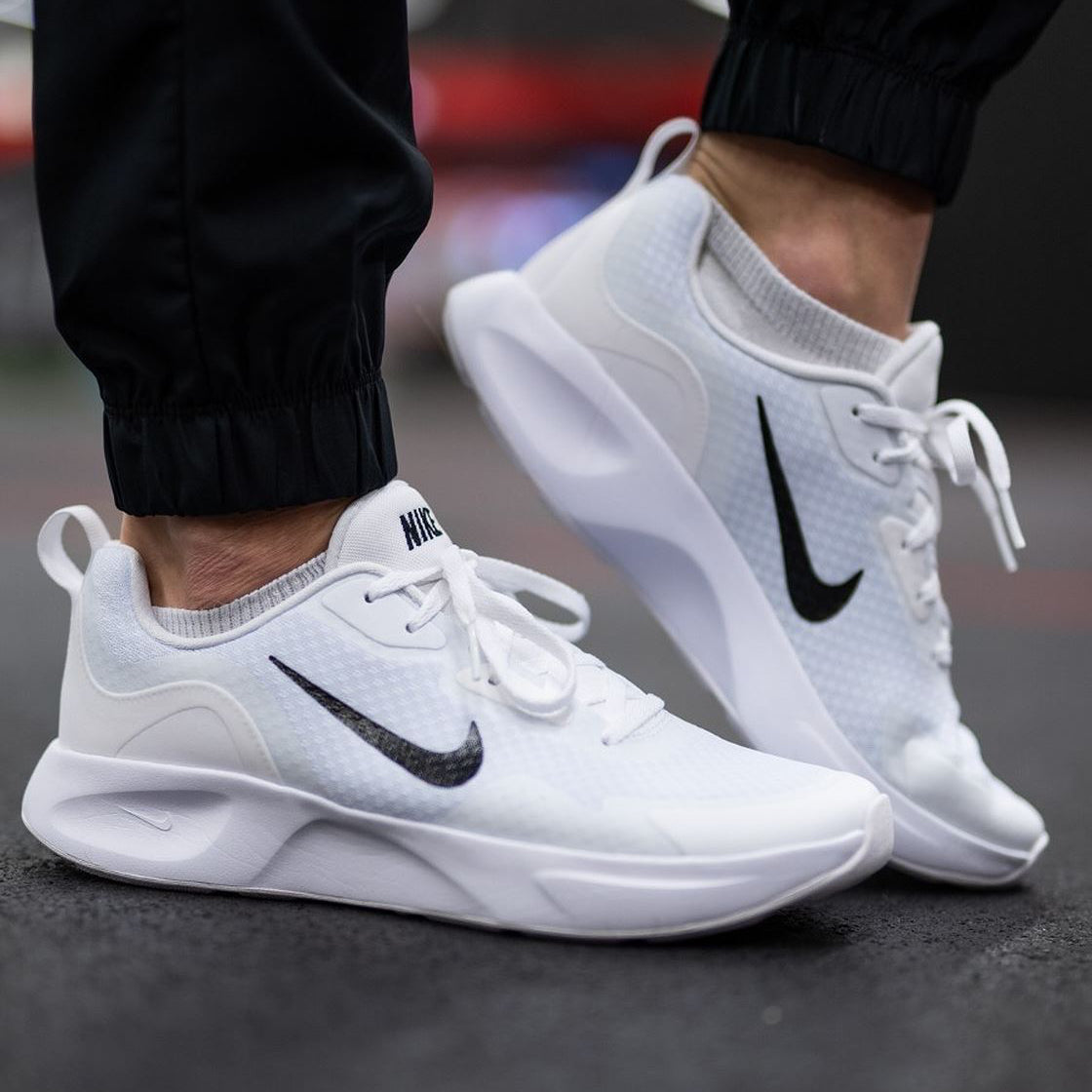 Nike Wearallday Sneaker in White and Black for Men