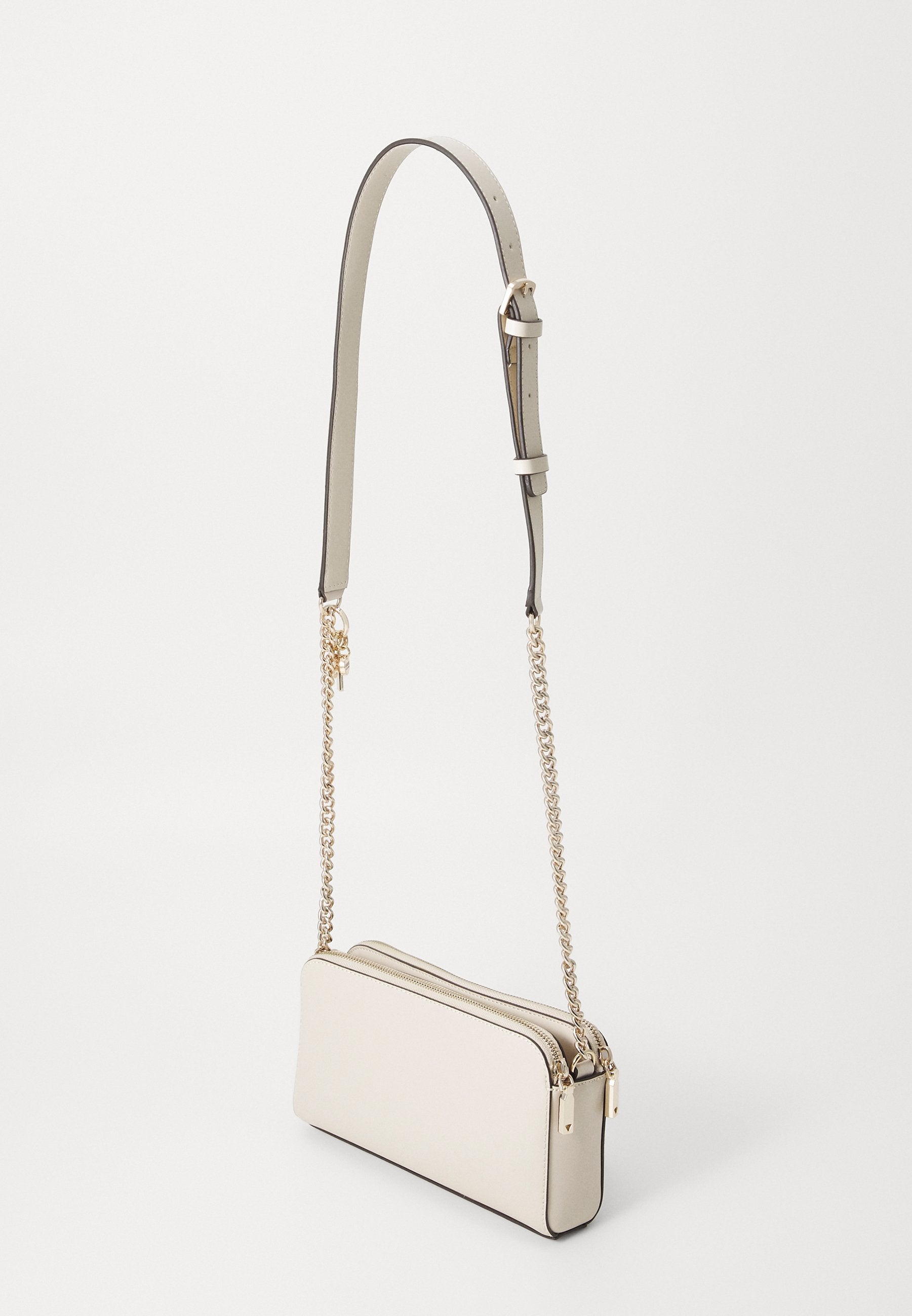 Guess USA Daryna Status cross body bag