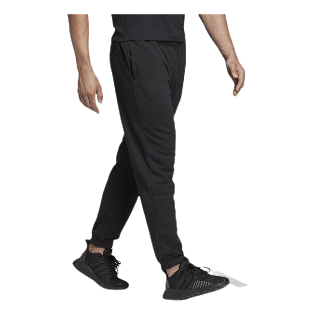 Adidas Essential Linear Pant Slim fit