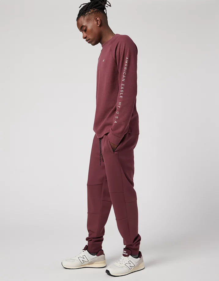 American Eagle 24/7 Tech Joggers in burgundy