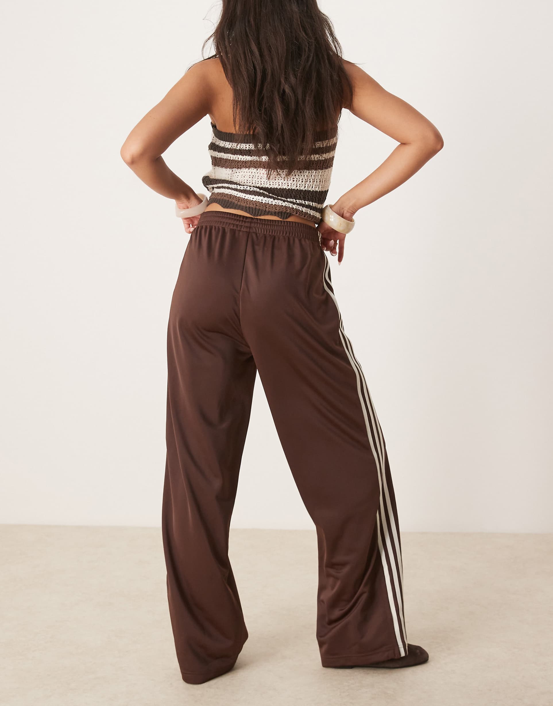 Adidas Originals classic Trackpant in brown and pink